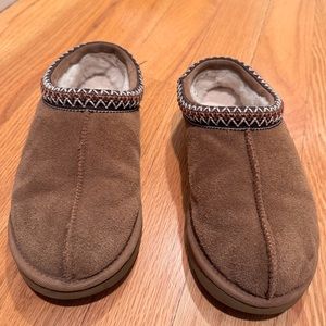 UGG Tasman Slipper